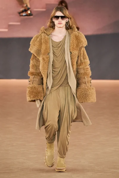 Look 6